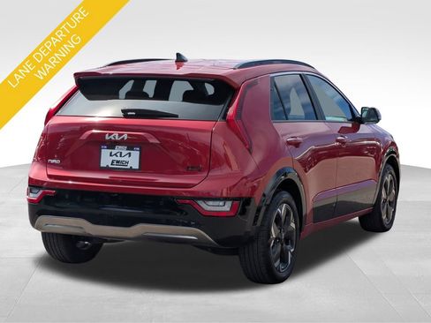 Certified 2025 Kia Niro Wave w/ Wave Preserve Package image 6