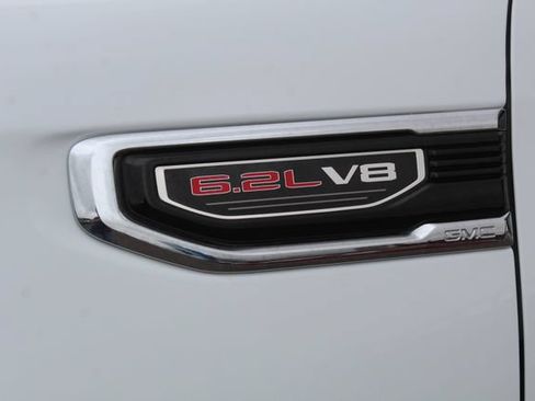 Used 2024 GMC Sierra 1500 SLT w/ SLT Premium Plus Package AWD/4WD image 13