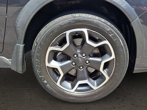 Used 2015 Subaru Crosstrek 2.0i Limited AWD/4WD image 9