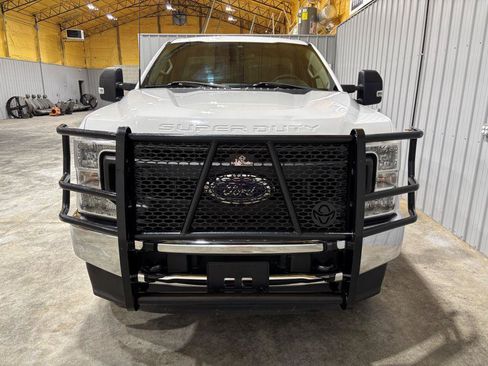Used 2022 Ford F350 XL w/ Power Equipment Group AWD/4WD image 7