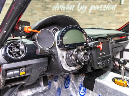 Used 2006 MAZDA MX-5 Miata Sport w/ Suspension Pkg image 34