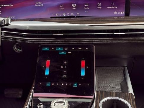 Certified 2025 Cadillac Escalade ESV Premium Luxury w/ Touring Package image 23