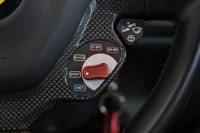 Used 2013 Ferrari 458 Spider RWD image 58