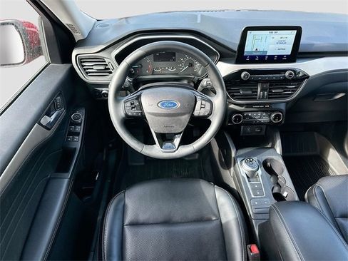 Used 2022 Ford Escape SEL image 21