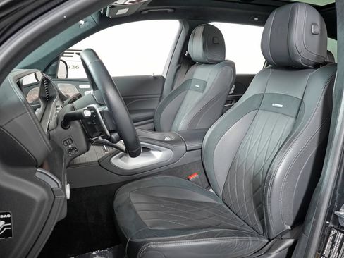 Certified 2025 Mercedes-Benz GLS 63 AMG 4MATIC image 12