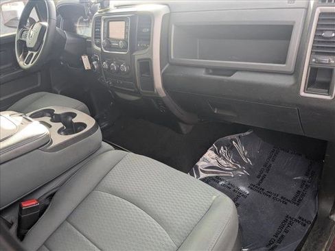 Used 2018 RAM 1500 Express w/ Express Value Package image 20
