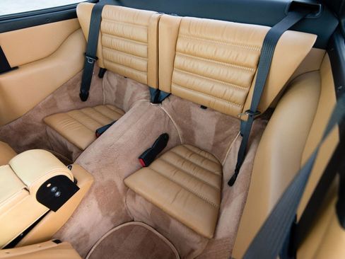 Used 1992 Porsche 911 Turbo image 18