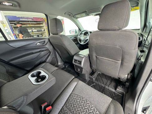 Used 2024 Chevrolet Equinox LT image 26