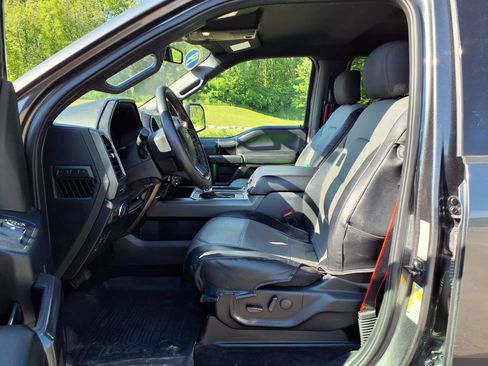 Used 2019 Ford F150 XLT w/ Equipment Group 302A Luxury AWD/4WD image 15