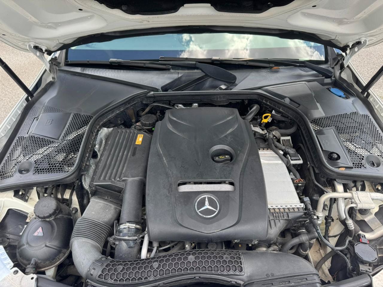 Used 2017 Mercedes-Benz C 300 Sedan image 31