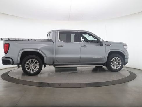Used 2024 GMC Sierra 1500 Denali AWD/4WD image 6