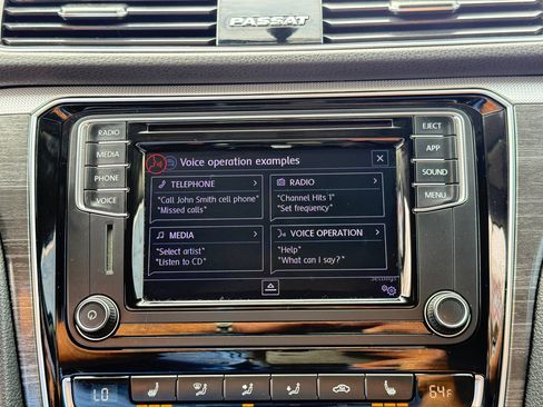 Used 2018 Volkswagen Passat 2.0T SE image 54