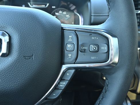 Used 2026 RAM 1500 Laramie w/ Night Edition image 32