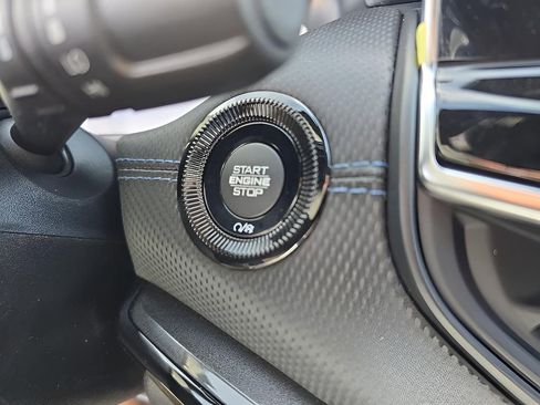 New 2026 Jeep Compass Latitude AWD/4WD image 15