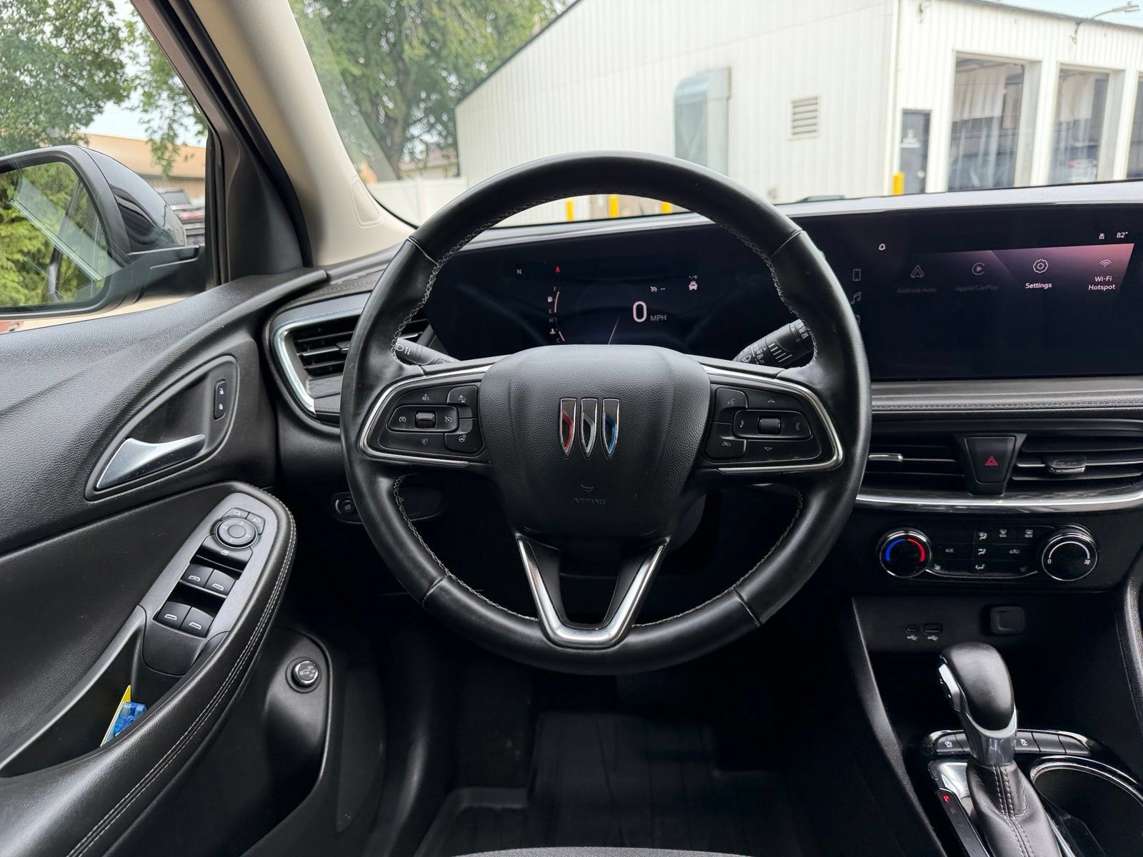 Used 2024 Buick Encore GX Preferred w/ Comfort Package AWD/4WD image 13