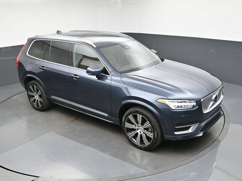 Used 2023 Volvo XC90 B6 Ultimate AWD/4WD image 18