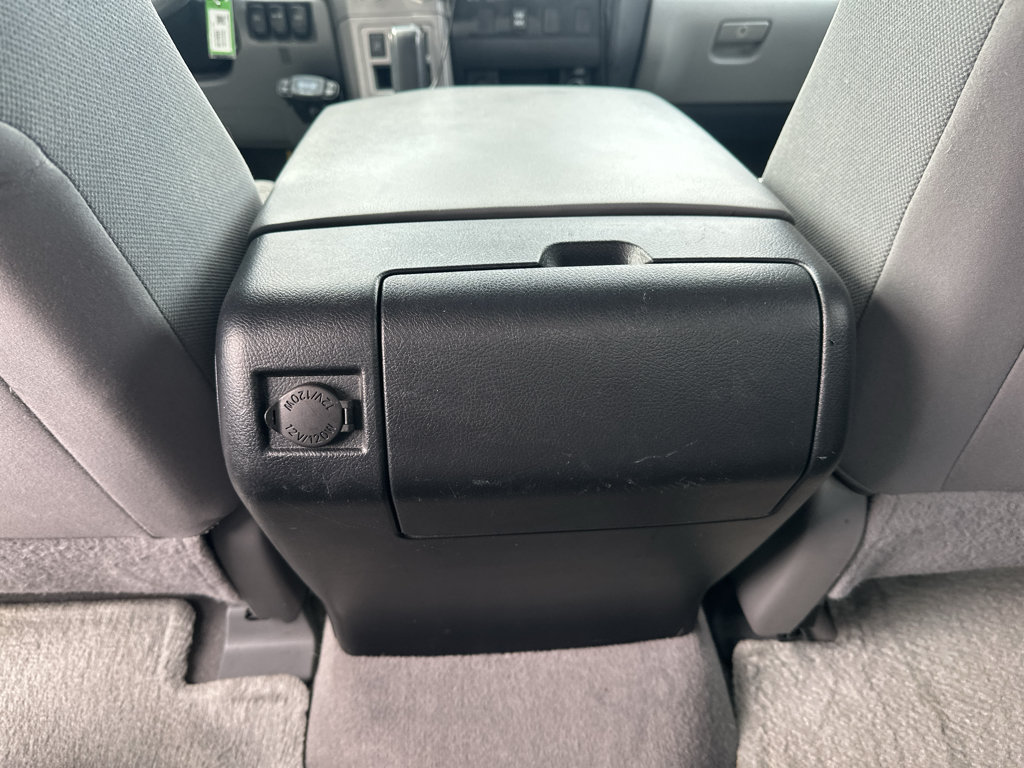 Used 2011 Toyota Tundra 4x4 Double Cab w/ Tow Pkg image 23