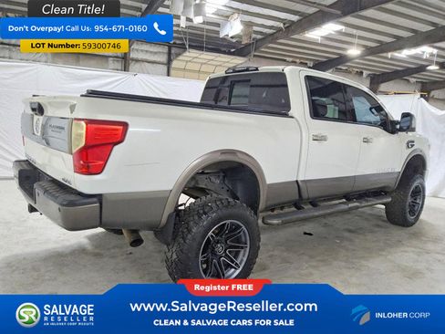 Used 2018 Nissan Titan Platinum Reserve w/ Platinum Utility Package AWD/4WD image 4