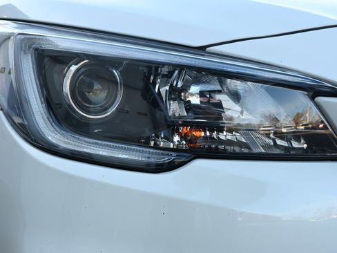 Used 2019 Subaru Legacy 2.5i Premium image 11