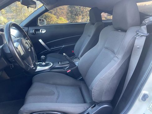 Used 2008 Nissan 350Z Coupe w/ Cargo Convenience Pkg image 14