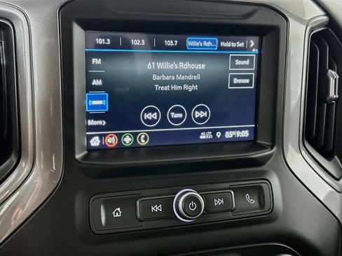 Used 2019 Chevrolet Silverado 1500 Custom Trail Boss w/ Custom Convenience Package AWD/4WD image 14