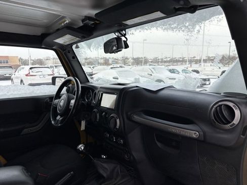 Used 2015 Jeep Wrangler Sport w/ Quick Order Package 23S image 21