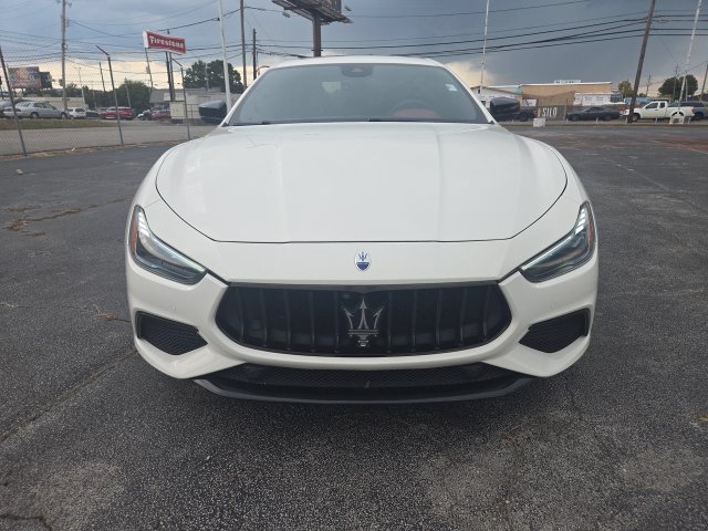 Used 2023 Maserati Ghibli Modena RWD image 3