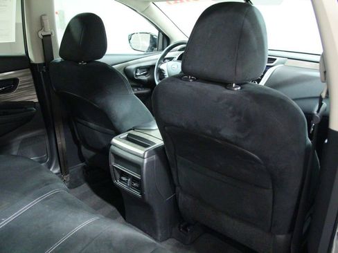 Used 2016 Nissan Murano S AWD/4WD image 22