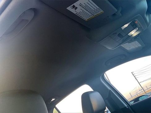 Used 2024 Chevrolet Equinox Premier image 28