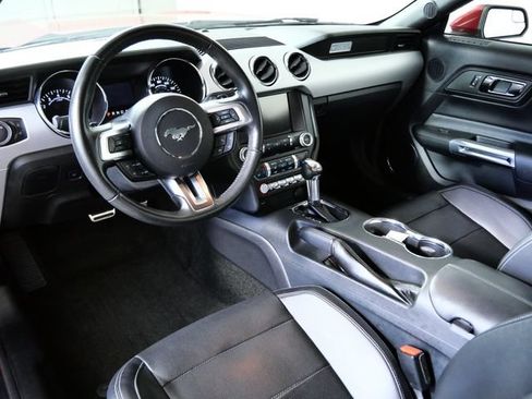 Used 2015 Ford Mustang Premium RWD image 3