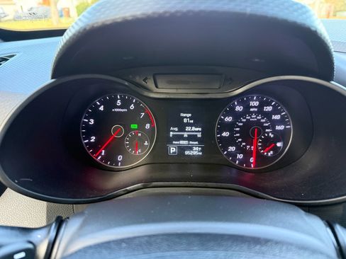 Used 2016 Hyundai Veloster Turbo w/ Option Group 04 image 20