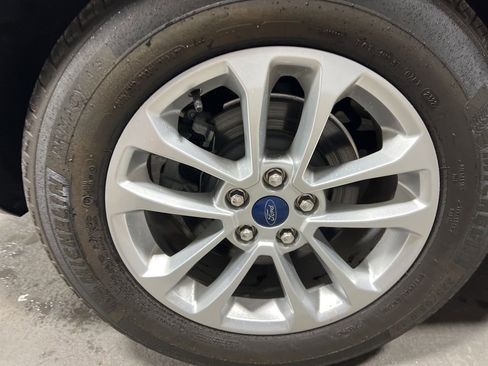 Used 2022 Ford Escape SE w/ Convenience Package image 39