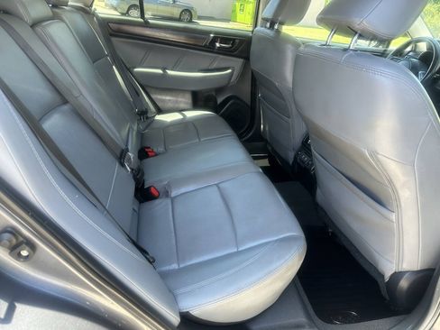 Used 2019 Subaru Outback 2.5i Limited AWD/4WD image 15