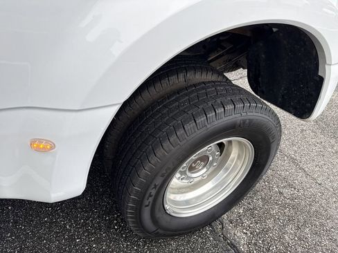 Used 2025 Ford F350 King Ranch w/ Chrome Package image 14