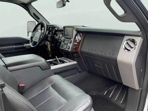 Used 2014 Ford F250 Lariat w/ Chrome Package RWD image 18