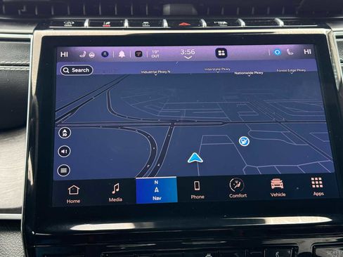 Used 2024 Jeep Grand Cherokee Limited image 29