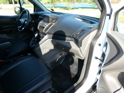 Used 2023 Ford Transit Connect XL image 23