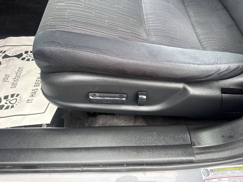 Used 2012 Honda Accord LX image 15