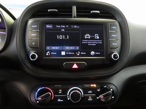 Used 2024 Kia Soul LX w/ Option Group 015 image 22