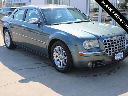 Used 2005 Chrysler 300 C w/ Navigation & Sound Group II