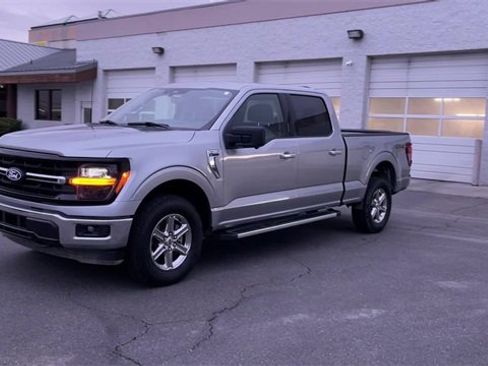 Used 2024 Ford F150 XLT w/ Tow/Haul Package image 5