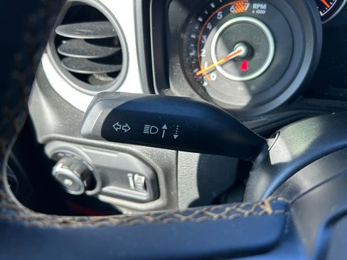 Used 2024 Jeep Wrangler Sport S image 18