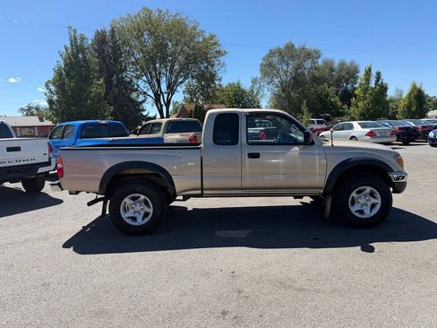 Used 2003 Toyota Tacoma 4x4 Xtracab V6 w/ Convenience Pkg image 66