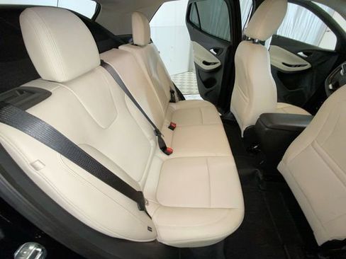 Used 2024 Buick Encore GX Sport Touring w/ Advanced Technology Package AWD/4WD image 11