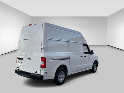 Used 2019 Nissan NV 2500 SV RWD image 5