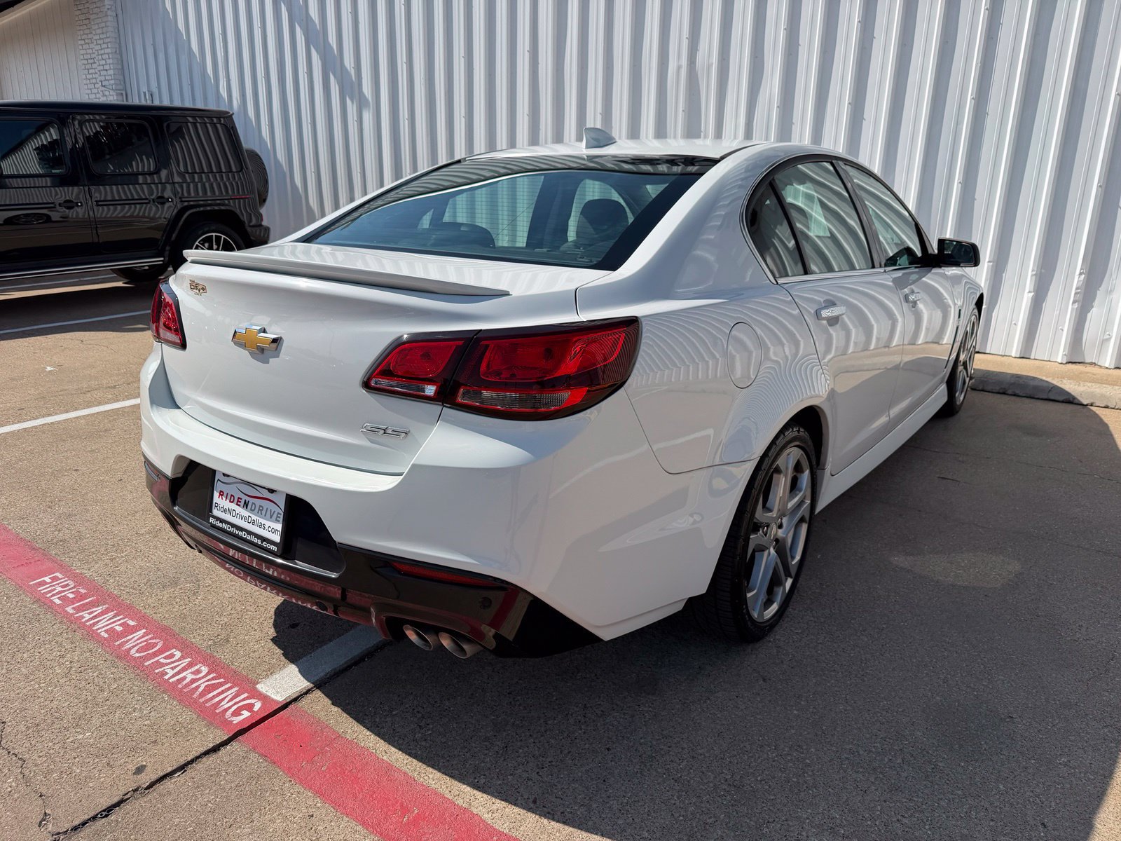 Used 2016 Chevrolet SS RWD image 7