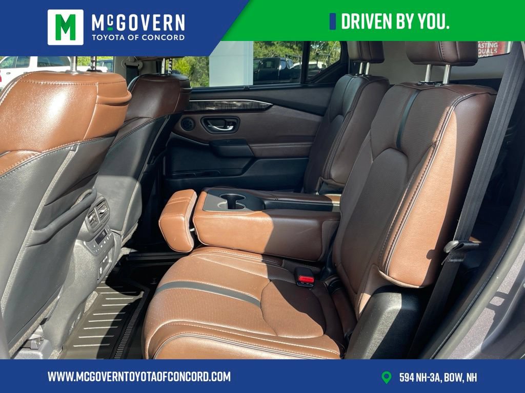 Used 2025 Honda Pilot Elite image 30