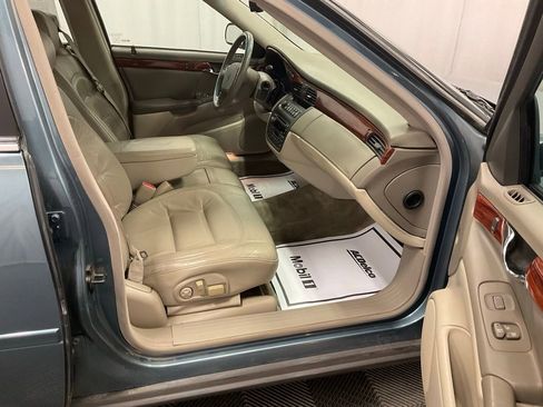 Used 2000 Cadillac De Ville w/ Comfort/Convenience Pkg image 22