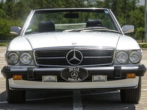 Used 1988 Mercedes-Benz 560 SL image 11
