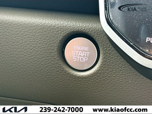 New 2026 Kia Carnival EX image 37